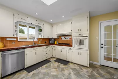 1682 Peterson Lane, Santa Rosa, CA 95403 - Photo 8