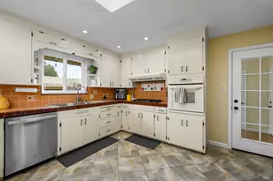 1682 Peterson Ln, Santa Rosa, CA 95403 - Photo 8