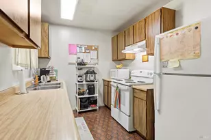 2947 Primrose Dr, Willits, CA 95490 - Photo 8
