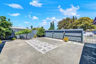 2425 Oceanic Dr, Fairfield, CA 94533 - Photo 12