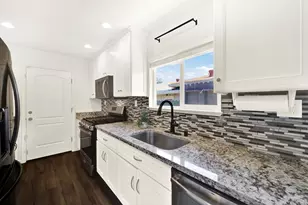 2425 Oceanic Dr, Fairfield, CA 94533 - Photo 24