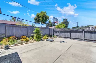 2425 Oceanic Dr, Fairfield, CA 94533 - Photo 46