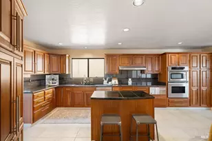112 Serra Dr, Vallejo, CA 94590 - Photo 18