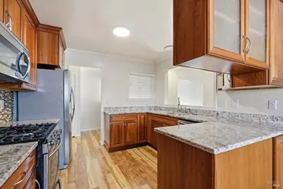 525 Albert Way, Petaluma, CA 94954 - Photo 6