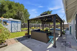 525 Albert Way, Petaluma, CA 94954 - Photo 40