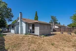 1551 W 3rd St, Santa Rosa, CA 95401 - Photo 26