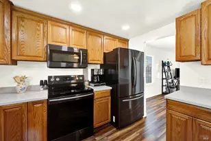 203 Greenwich Cir, Vacaville, CA 95687 - Photo 36