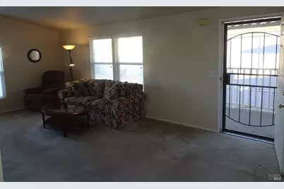 28 Valencia Drive, Fairfield, CA 94533 - Photo 10