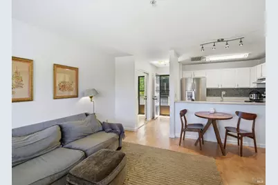 240 Seagull Row, Novato, CA 94945 - Photo 10