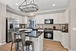 132 Decanter Cir, Windsor, CA 95492 - Photo 6