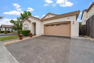 1284 Eagle Dr, Windsor, CA 95492 - Photo 4