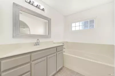 254 Calais Court, Vacaville, CA 95687 - Photo 38
