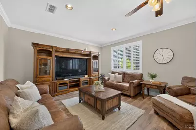 907 Dunerose Court, Vacaville, CA 95687 - Photo 40