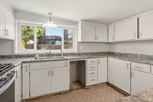 373 S Lenore Ave, Willits, CA 95490 - Photo 6
