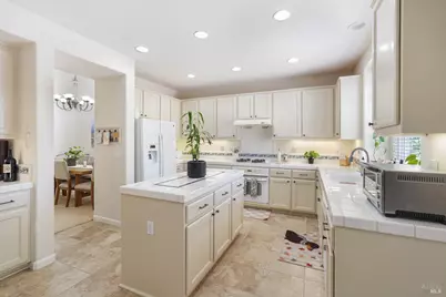 2401 Skyview Circle, Fairfield, CA 94534 - Photo 20