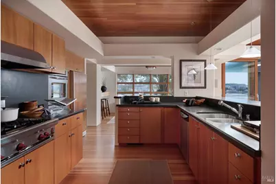 41 Dipsea Road, Stinson Beach, CA 94970 - Photo 18