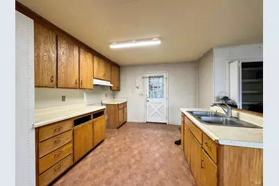5083 Dry Creek Road, Napa, CA 94558 - Photo 8