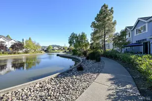 64 Mariners Cir, San Rafael, CA 94903 - Photo 38