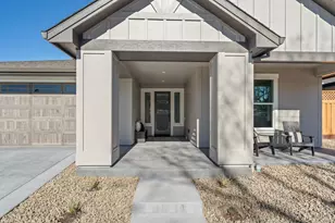125 Maywood Ln, Windsor, CA 95492 - Photo 22