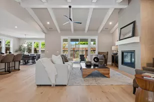 137 Maywood Ln, Windsor, CA 95492 - Photo 8