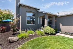 3420 Henderson Cir, Santa Rosa, CA 95403 - Photo 2
