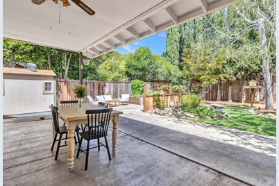 166 Carmel Court, Vacaville, CA 95688 - Photo 32
