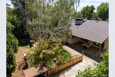 166 Carmel Court, Vacaville, CA 95688 - Photo 68