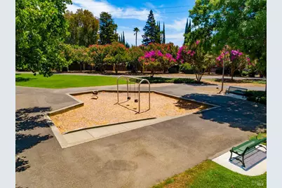 166 Carmel Court, Vacaville, CA 95688 - Photo 76
