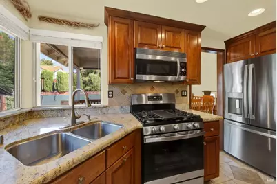 212 Wrentham Drive, Vacaville, CA 95688 - Photo 34