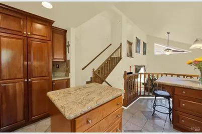 212 Wrentham Drive, Vacaville, CA 95688 - Photo 32