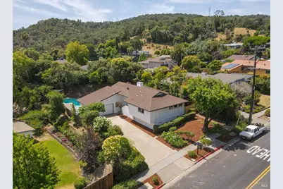 15 Alameda De La Loma, Novato, CA 94949 - Photo 38