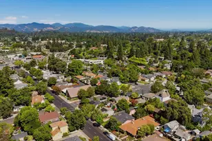 2130 2nd St, Napa, CA 94559 - Photo 42