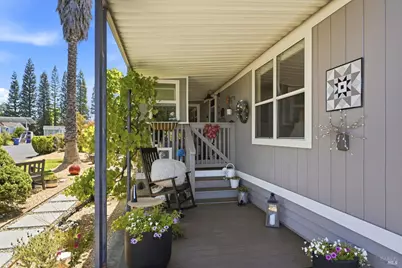 703 Sequoia Street, Windsor, CA 95492 - Photo 4