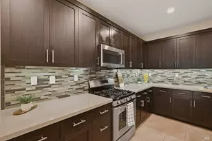 239 Saffron Ct, Napa, CA 94559 - Photo 14