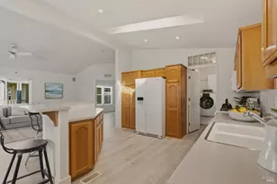 303 Mark Way, Napa, CA 94558 - Photo 4