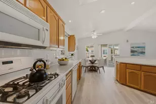 303 Mark Way, Napa, CA 94558 - Photo 4