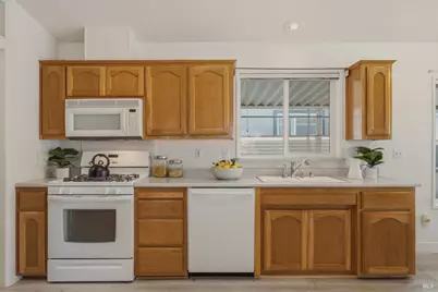 303 Mark Way, Napa, CA 94558 - Photo 6