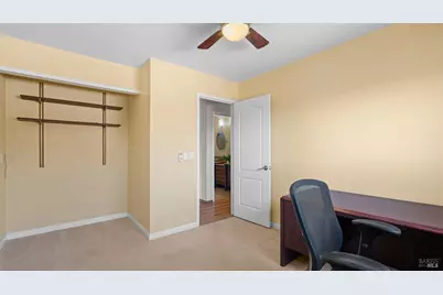 451 Sandstone Drive, Vacaville, CA 95688 - Photo 22