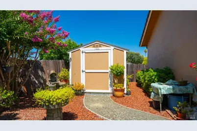 451 Sandstone Drive, Vacaville, CA 95688 - Photo 40