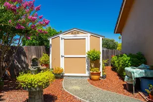451 Sandstone Dr, Vacaville, CA 95688 - Photo 40