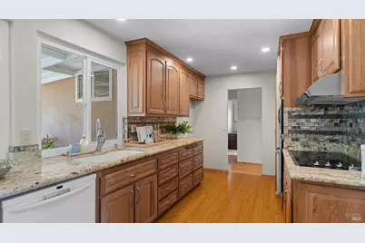 451 Sandstone Drive, Vacaville, CA 95688 - Photo 14