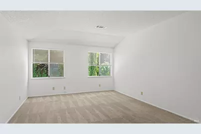 107 Northpark Drive, Vacaville, CA 95688 - Photo 32