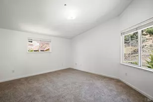 323 Portofino Way, Cloverdale, CA 95425 - Photo 28