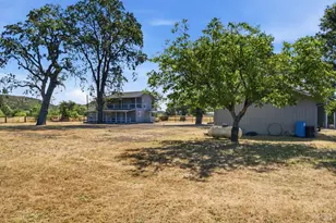 20511 Santa Barbara Ave, Middletown, CA 95461 - Photo 32