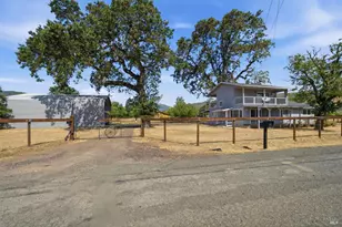 20511 Santa Barbara Ave, Middletown, CA 95461 - Photo 4