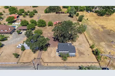 20511 Santa Barbara Avenue, Middletown, CA 95461 - Photo 1