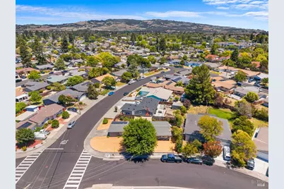 399 Bonnie Avenue, Rohnert Park, CA 94928 - Photo 30