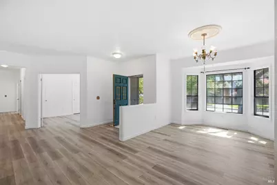 19489 Laurelbrook Court, Sonoma, CA 95476 - Photo 16