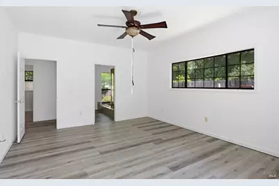 19489 Laurelbrook Court, Sonoma, CA 95476 - Photo 32
