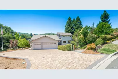 1133 Stanford Court, Napa, CA 94558 - Photo 4